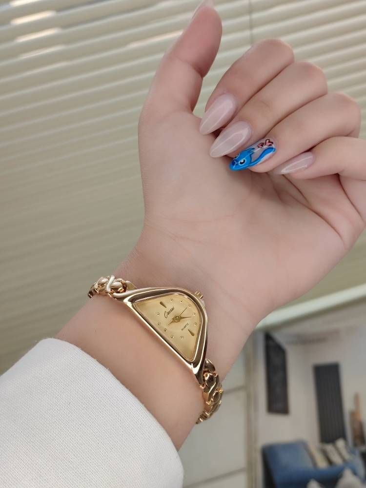 ساعت زنانه مارک cacaxi 225